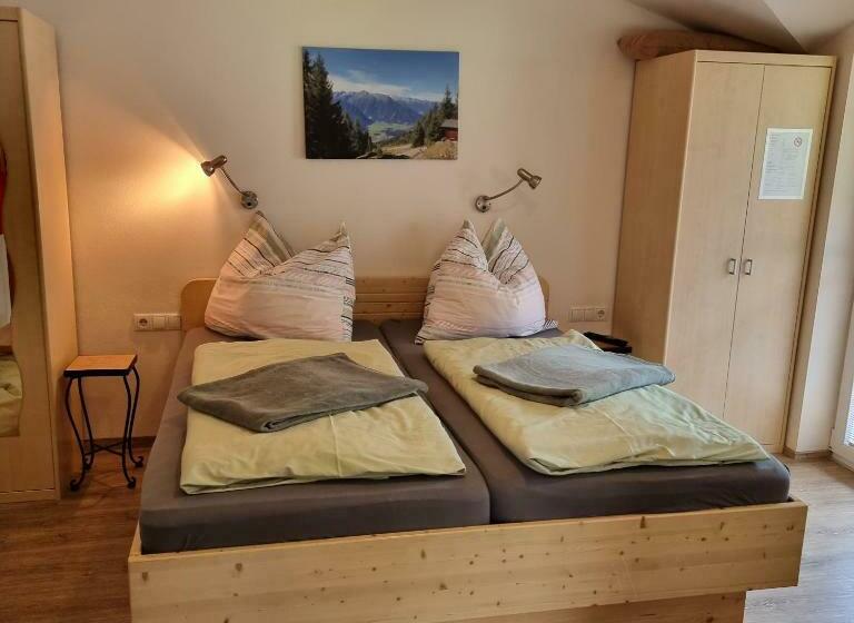 带1个卧室的带阳台的公寓, Das Taubenhaus