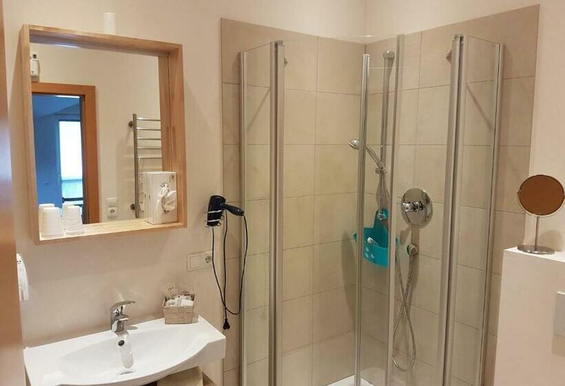 带1个卧室的带阳台的公寓, Das Taubenhaus