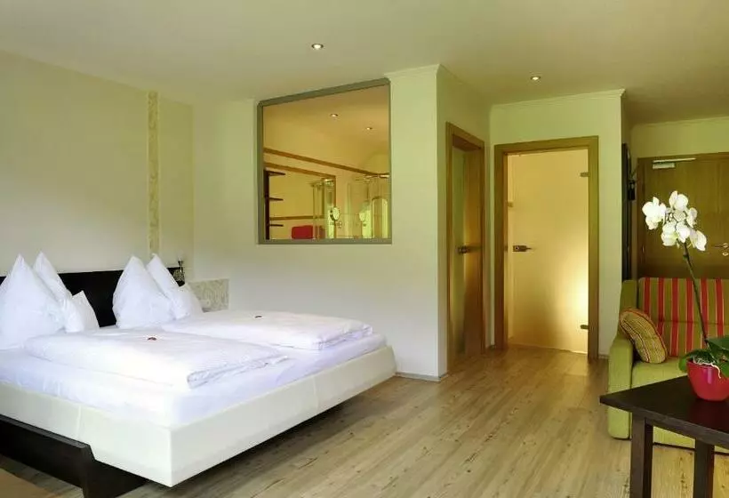 バルコニー付きスタンダードルーム, Familienhotel Moos Alm