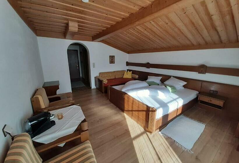 スタンダードルーム, Forellenstube