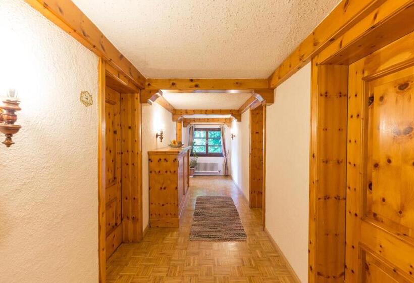 Трехместный Номер Стандарт Совместная Ванная, Gasthof St. Hubertus