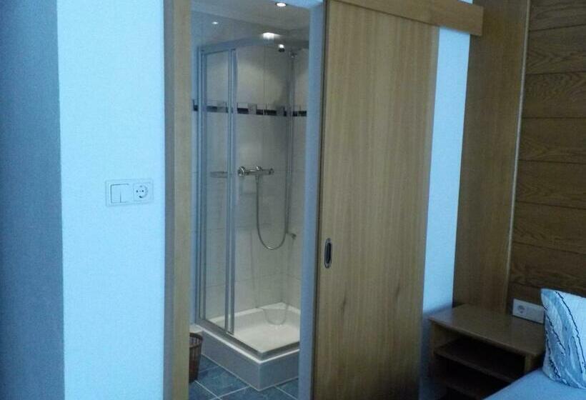 스탠다드 발코니 룸, Gästehaus Kuen