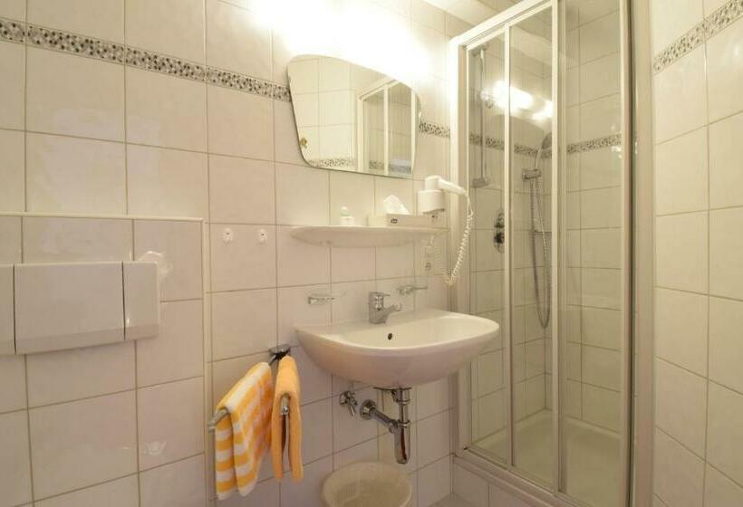 标准间带阳台, Haus Jehle