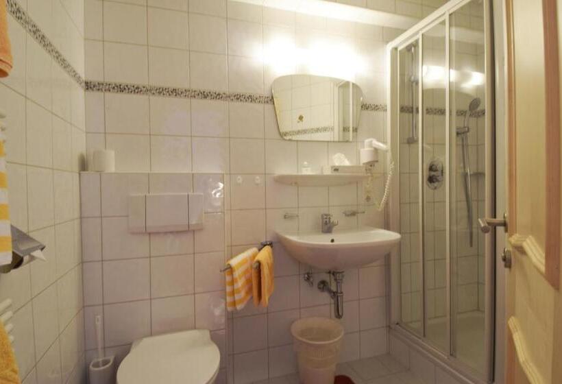 标准间带阳台, Haus Jehle