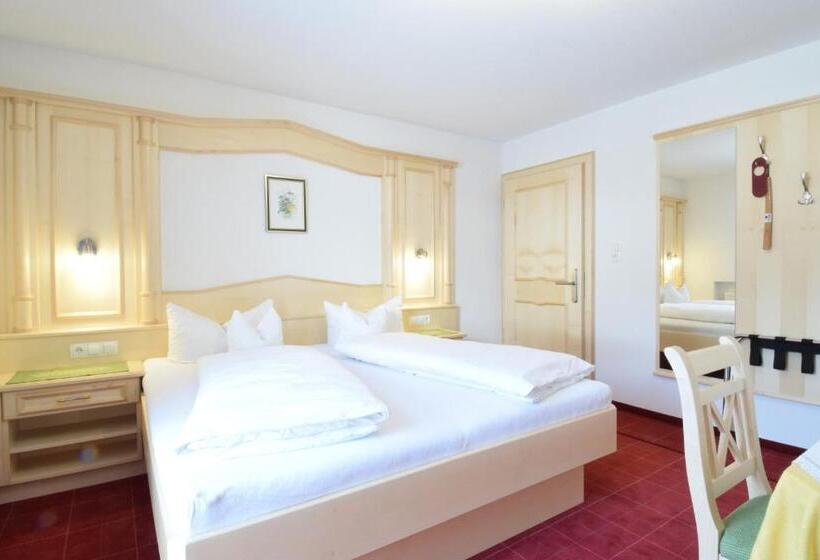 标准间带阳台, Haus Jehle