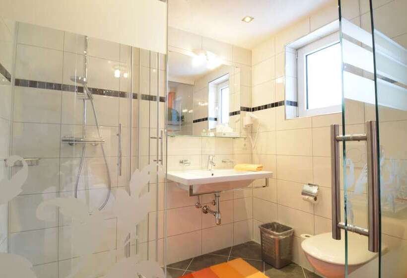 标准单人间, Haus Jehle