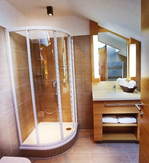 חדר סופריור, Leobersdorfer Hof