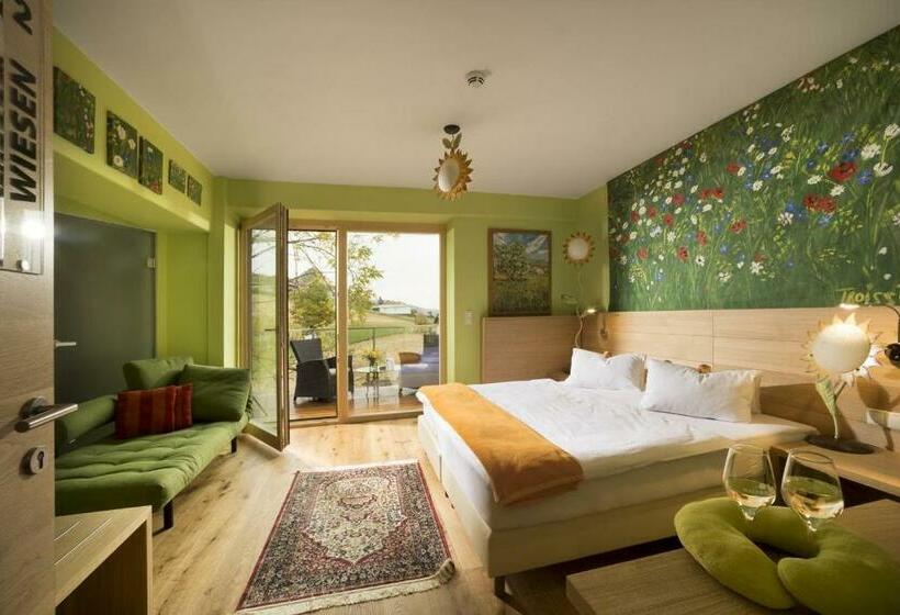 Номер Стандарт, Malerwinkl Restaurant + Kunst