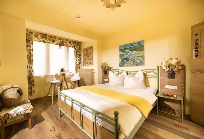 Номер Стандарт, Malerwinkl Restaurant + Kunst