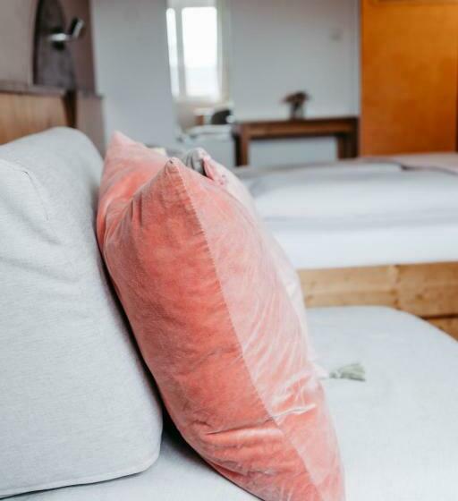 اتاق استاندارد, Restaurant Soleo