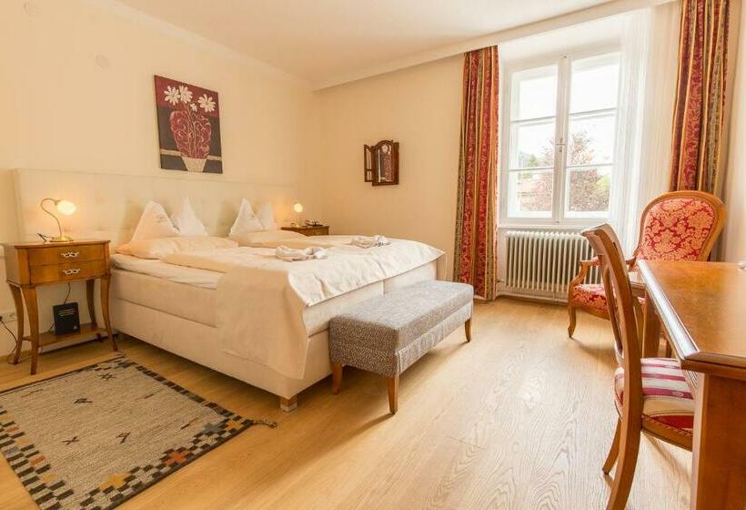 高级客房, Schloss Lerchenhof