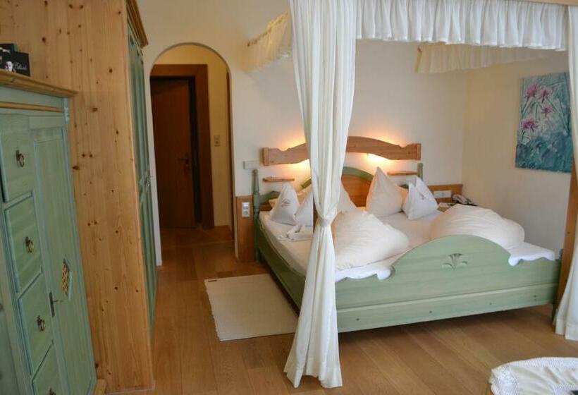 高级客房, Schloss Lerchenhof