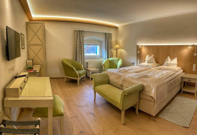 高级客房, Schloss Lerchenhof