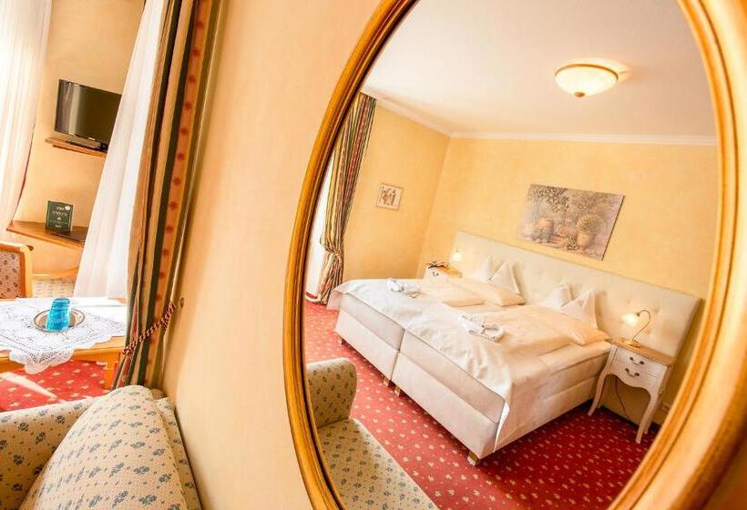 高级客房, Schloss Lerchenhof