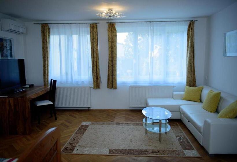 Апартаменты Deluxe 1 Спальня, Villa Ars Vivendi