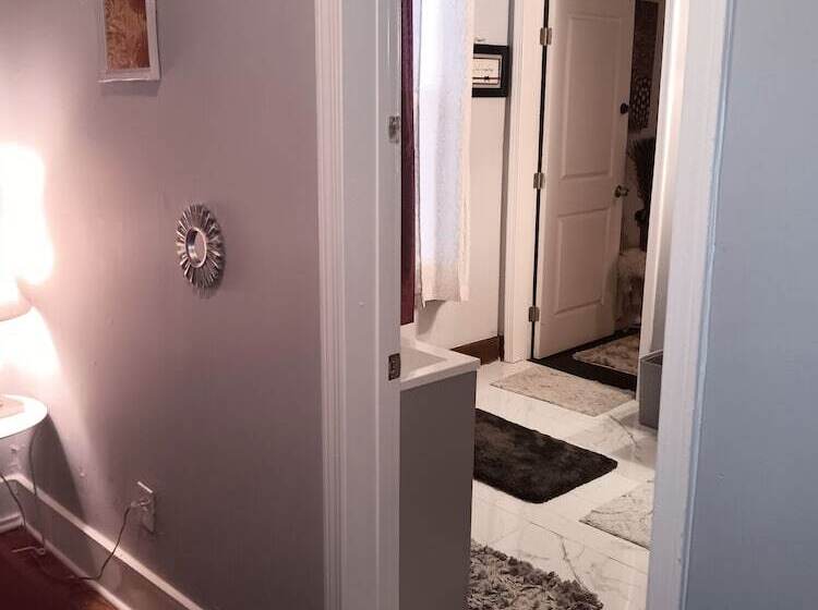 اتاق استاندارد, Downtown Abbey @ Dodd