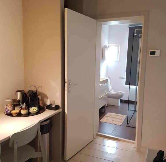 Номер Deluxe, The Superstay Boutique Guestroom