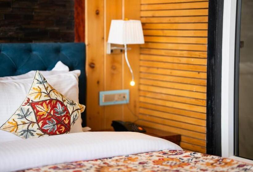 주니어 스위트 발코니, Alt Life Luxe   Uppper Bhagsu Mcleodganj