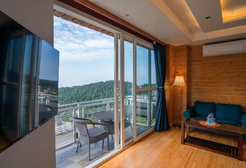 غرفة قياسية سرير كينج, Alt Life Luxe   Uppper Bhagsu Mcleodganj