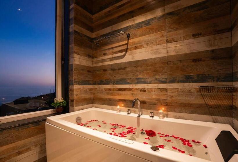 غرفة قياسية سرير كينج, Alt Life Luxe   Uppper Bhagsu Mcleodganj