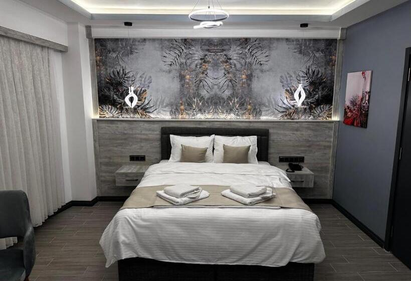 غرفة قياسية, Blue Moonrise