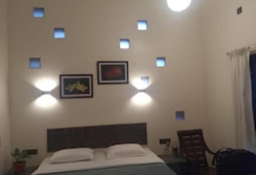 חדר סטנדרט, Durvankur Amboli