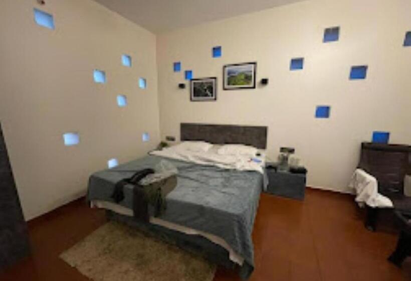 חדר סטנדרט, Durvankur Amboli