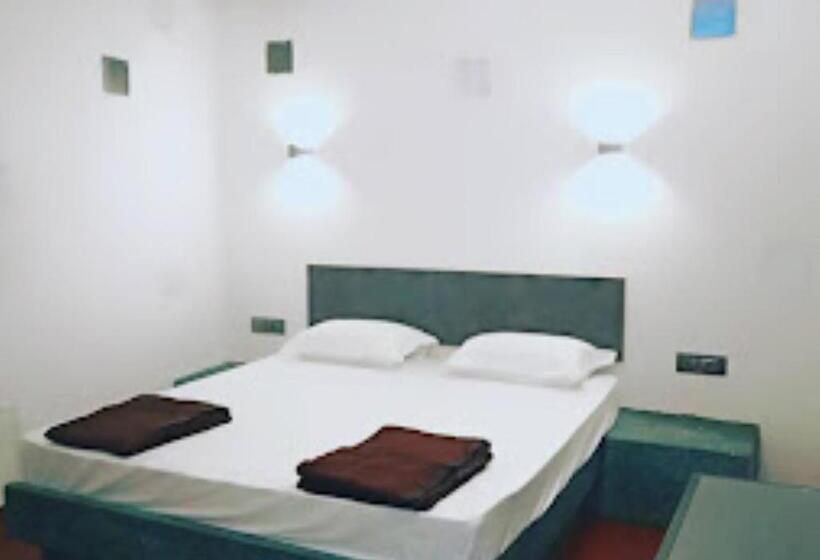 חדר סטנדרט, Durvankur Amboli