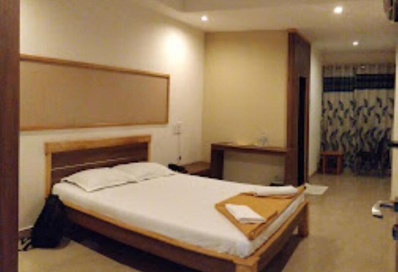 חדר דלוקס, Jaltarang Kalmath