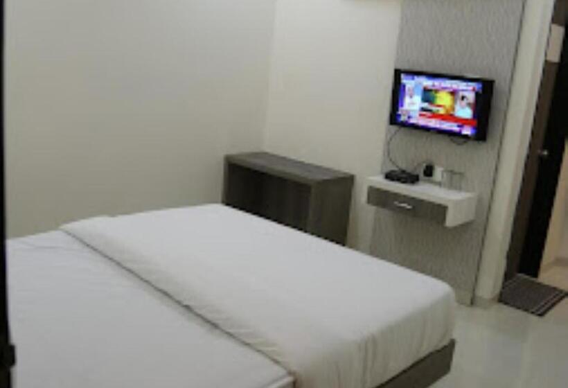 غرفة ديلوكس, Lotus Chandrapur