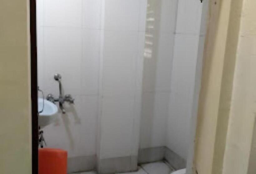 غرفة ديلوكس, Minerva Jalgaon