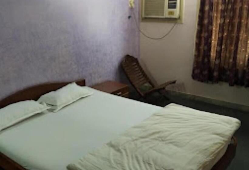 غرفة ديلوكس سرير كينج, Minerva Jalgaon