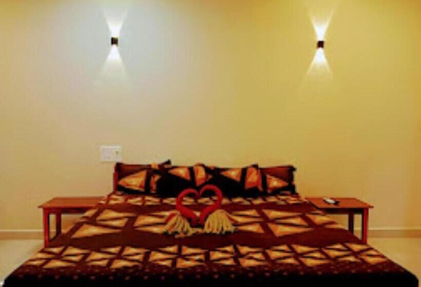 Quarto Deluxe, Rehoboth Resort, Malvan