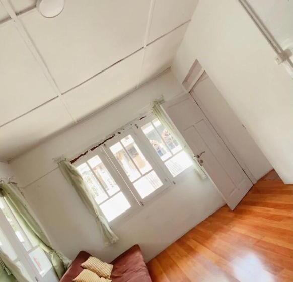 Семейный Номер, Otousan House