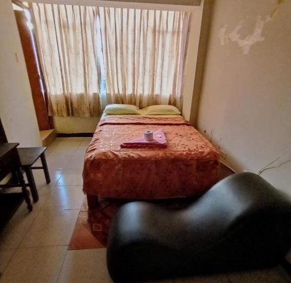 سوییت جونیور, Hostal Cix Chiclayo