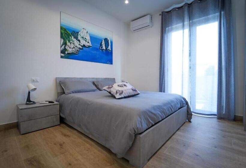 اتاق استاندارد با بالکن, La Terrazza   Rooms