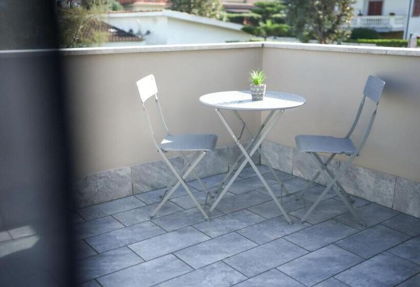 اتاق استاندارد با بالکن, La Terrazza   Rooms