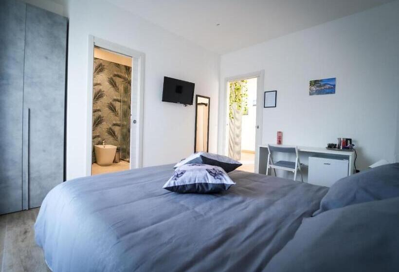 Quarto Estandar com Sacada, La Terrazza   Rooms