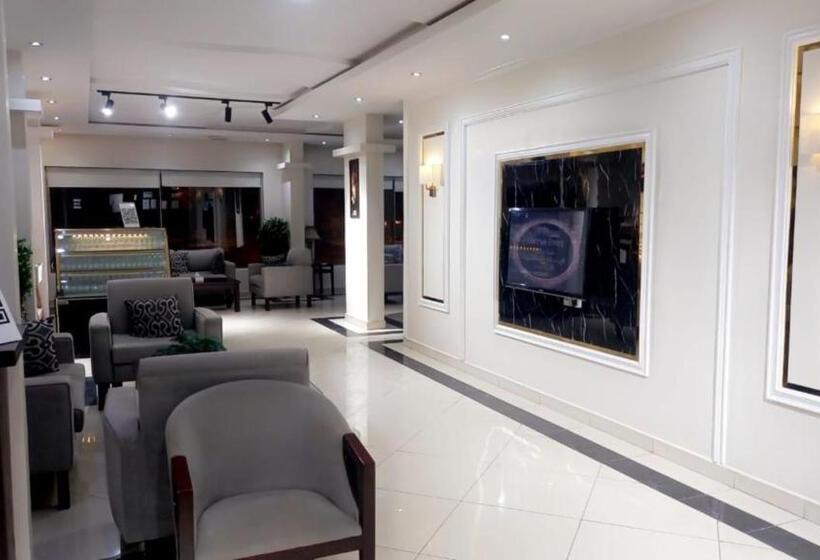 スタンダードスタジオ, درة رواق