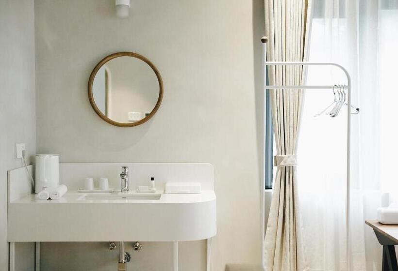 غرفة قياسية مزوَّدة بشُرفة, Hangzhou Tonglu Original Country Lutz B&b