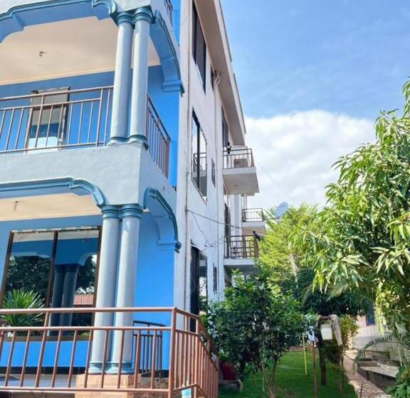اتاق استاندارد, Kilimanjaro Smiley Inn