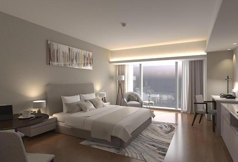 استودیوی استاندارد, Oakwood Makati Avenue