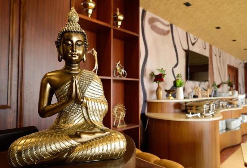 غرفة ديلوكس, The Park Gate