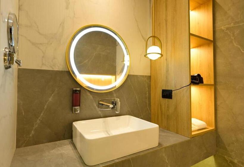 غرفة سوبيريور, The Park Gate