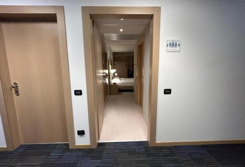 חדר סטנדרט, Tower Hotel Malpensa