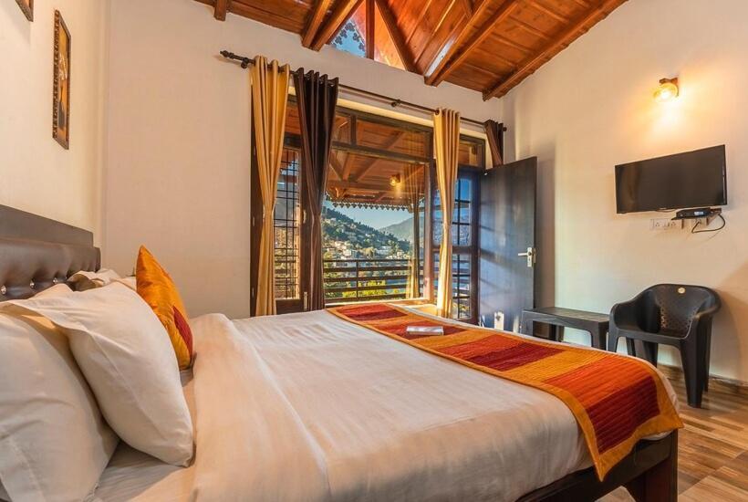 חדר דלוקס עם מרפסת, Upvan Inn Bhimtal