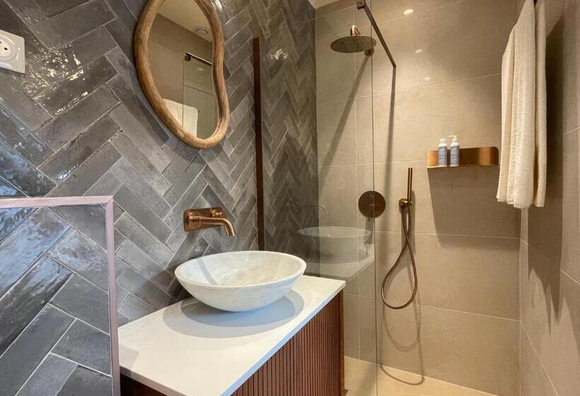 غرفة قياسية مزوَّدة بتراس, Villa Chiesa Maison Hôtelière