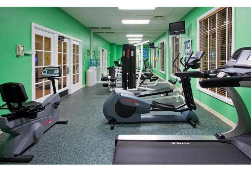 סטודיו סטנדרטי נוף לים, Myrtle Beach Bike Week   Spring Rally   Deluxe Studio Villa Retreat Resort   Special Offer Now!