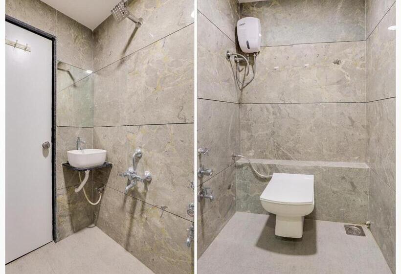 Standard Room, Oyo Hotel Vinayak