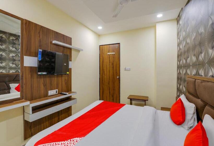 Standard Room, Oyo Hotel Vinayak